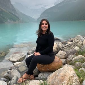 Meet your Posher, Ellie